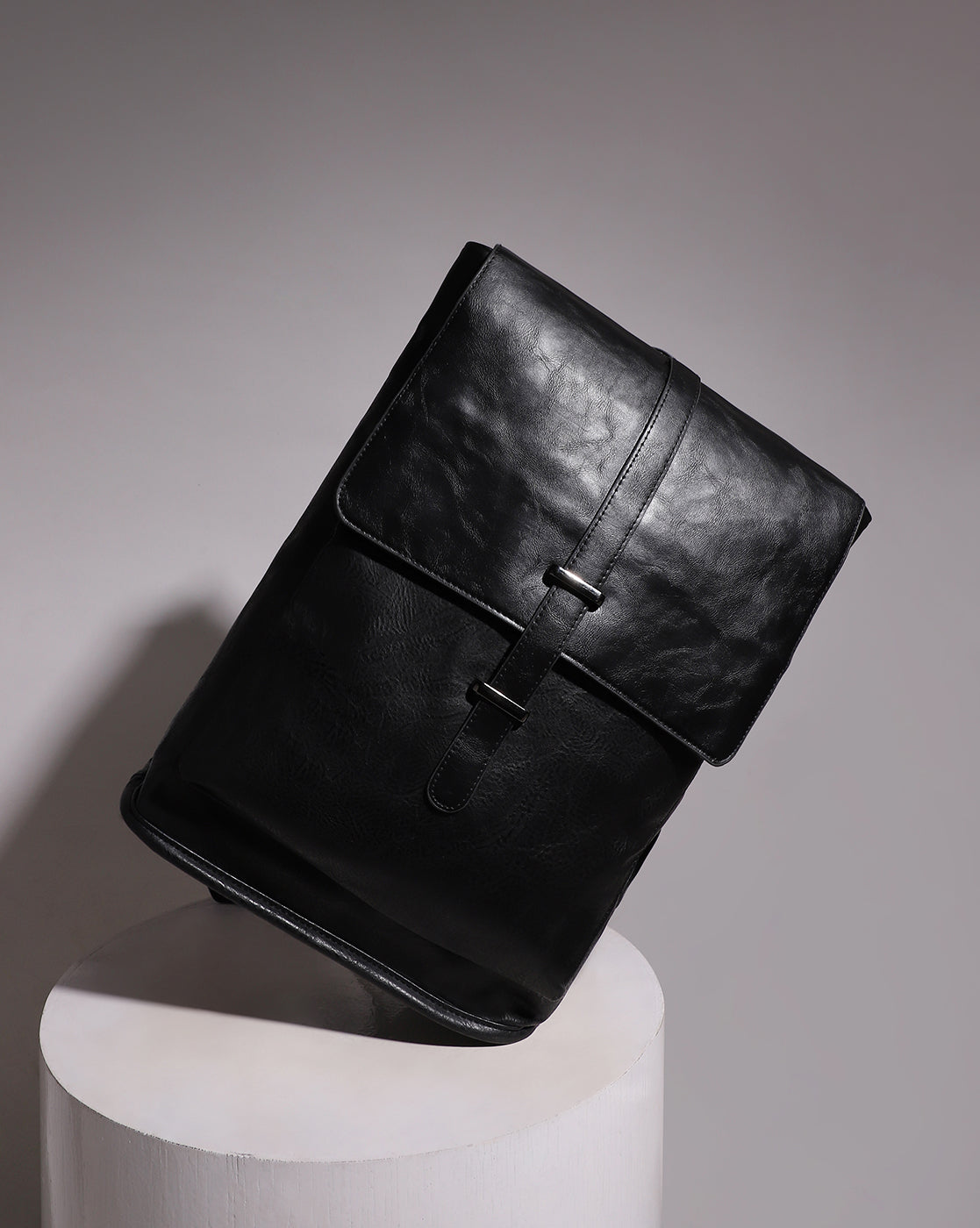 The City Explorer Backpack - Onyx Black