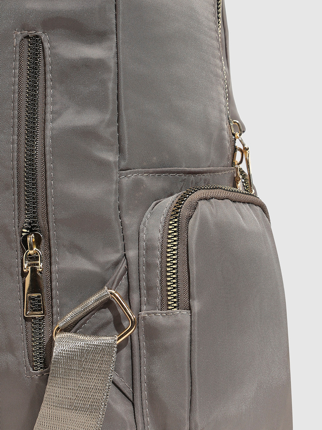 Urban Essential Backpack - Grey