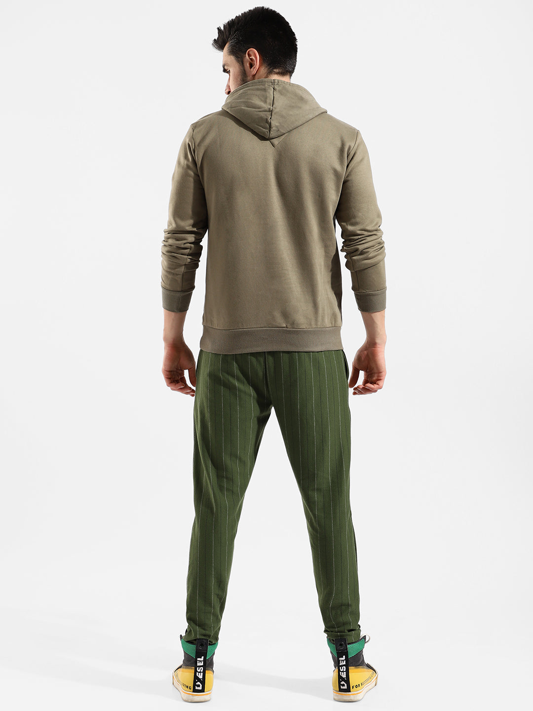 Cotton Solid Regular Fit Tracksuit For Casual Wear