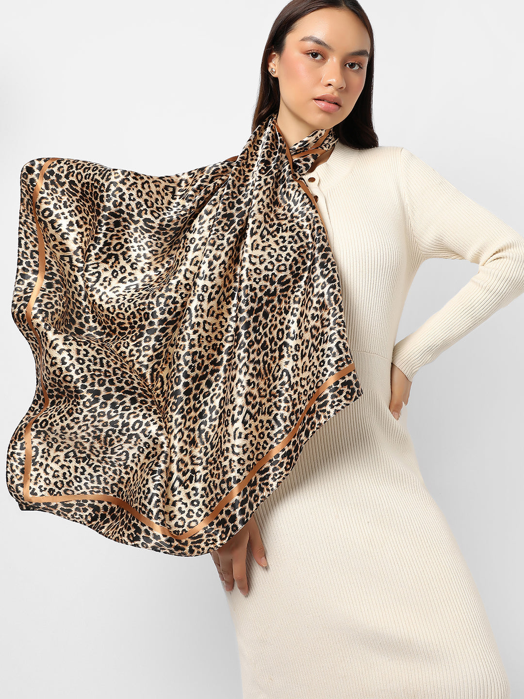 Printed Black & Beige Scarf