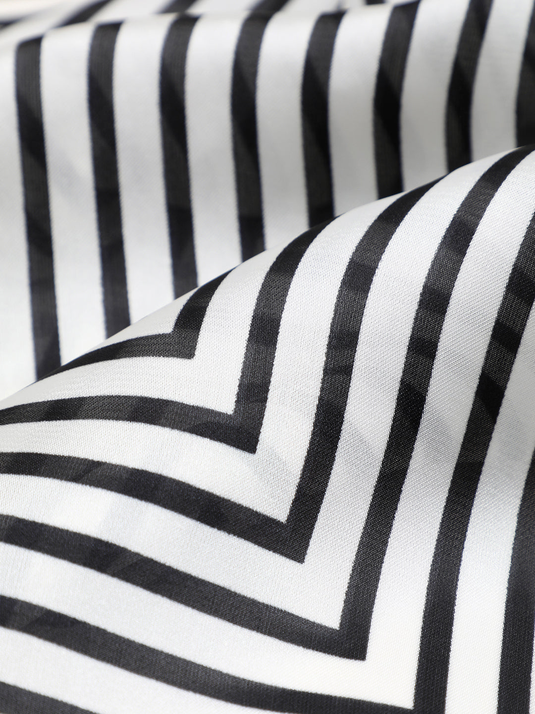 Women Stripped Black & White Scarf(Stole)