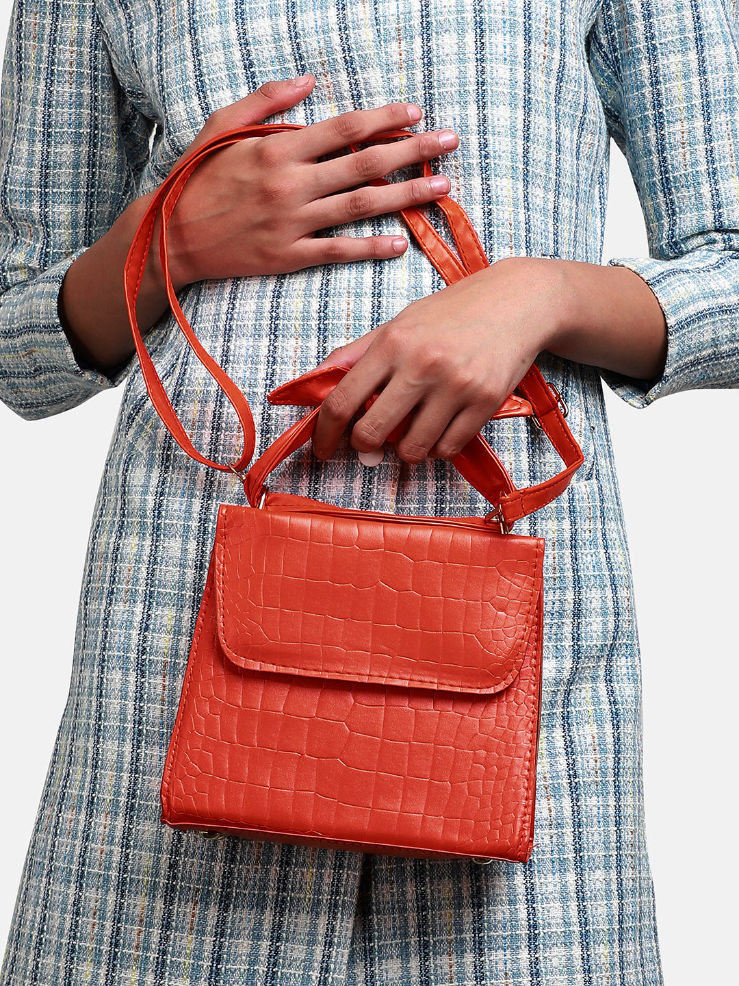 Solid Scale Sling Bag