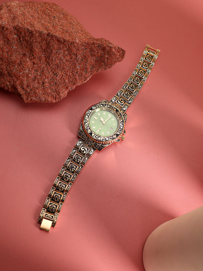 Embossed Round Watch - Gold