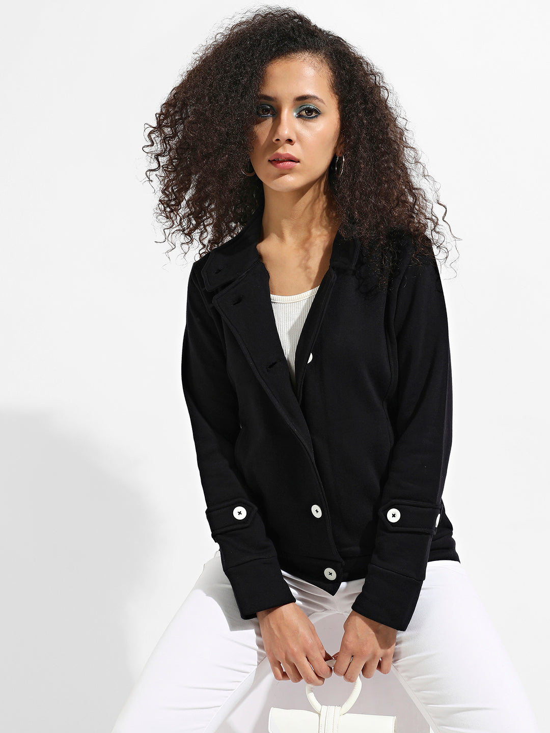 Single-Breasted Jacket With Contrast Button