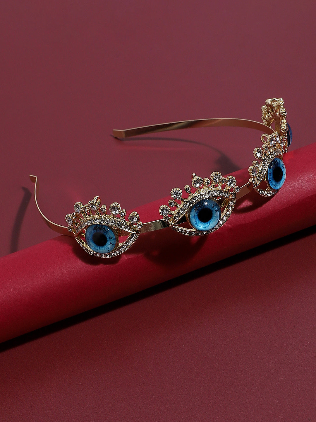 Jeweled Crown: The Glamorous Embellished Hairband