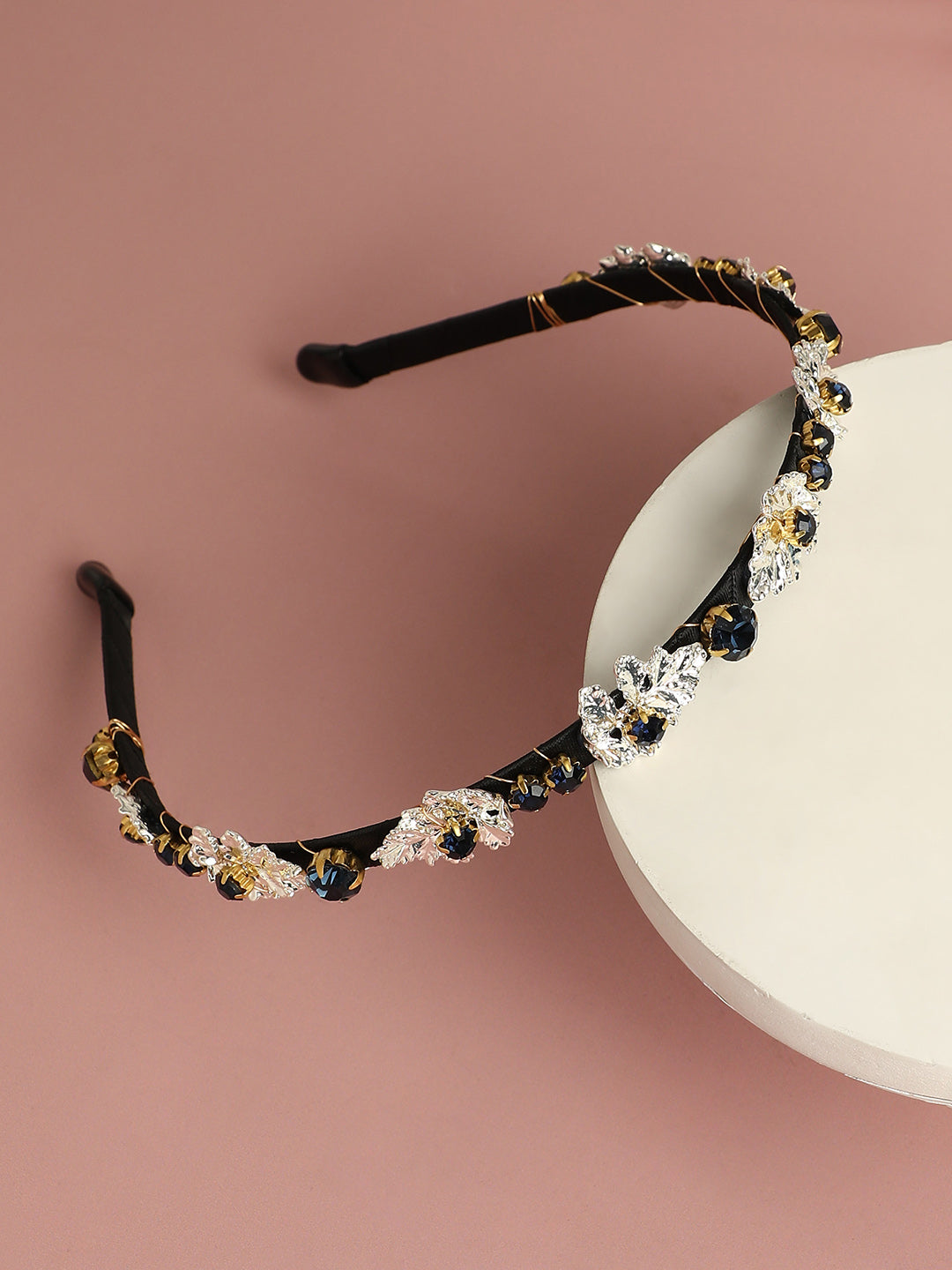 Sparkling Splendor: Adorning Hair with an Embellished Hairband