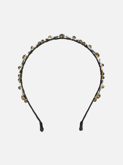 Sparkling Splendor: Adorning Hair with an Embellished Hairband