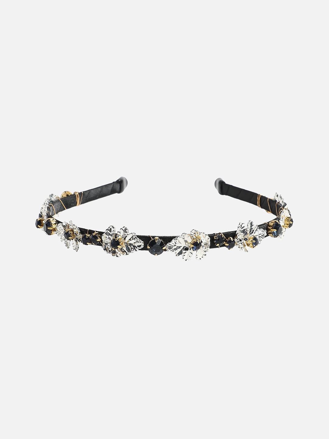 Sparkling Splendor: Adorning Hair with an Embellished Hairband