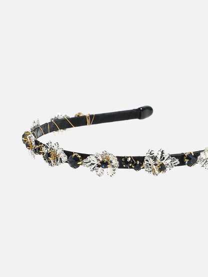 Sparkling Splendor: Adorning Hair with an Embellished Hairband