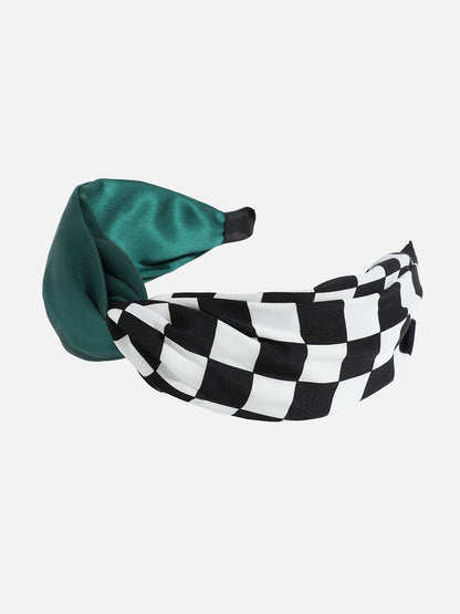 Fashionably Fabric: Adorning Your Tresses with a Hairband