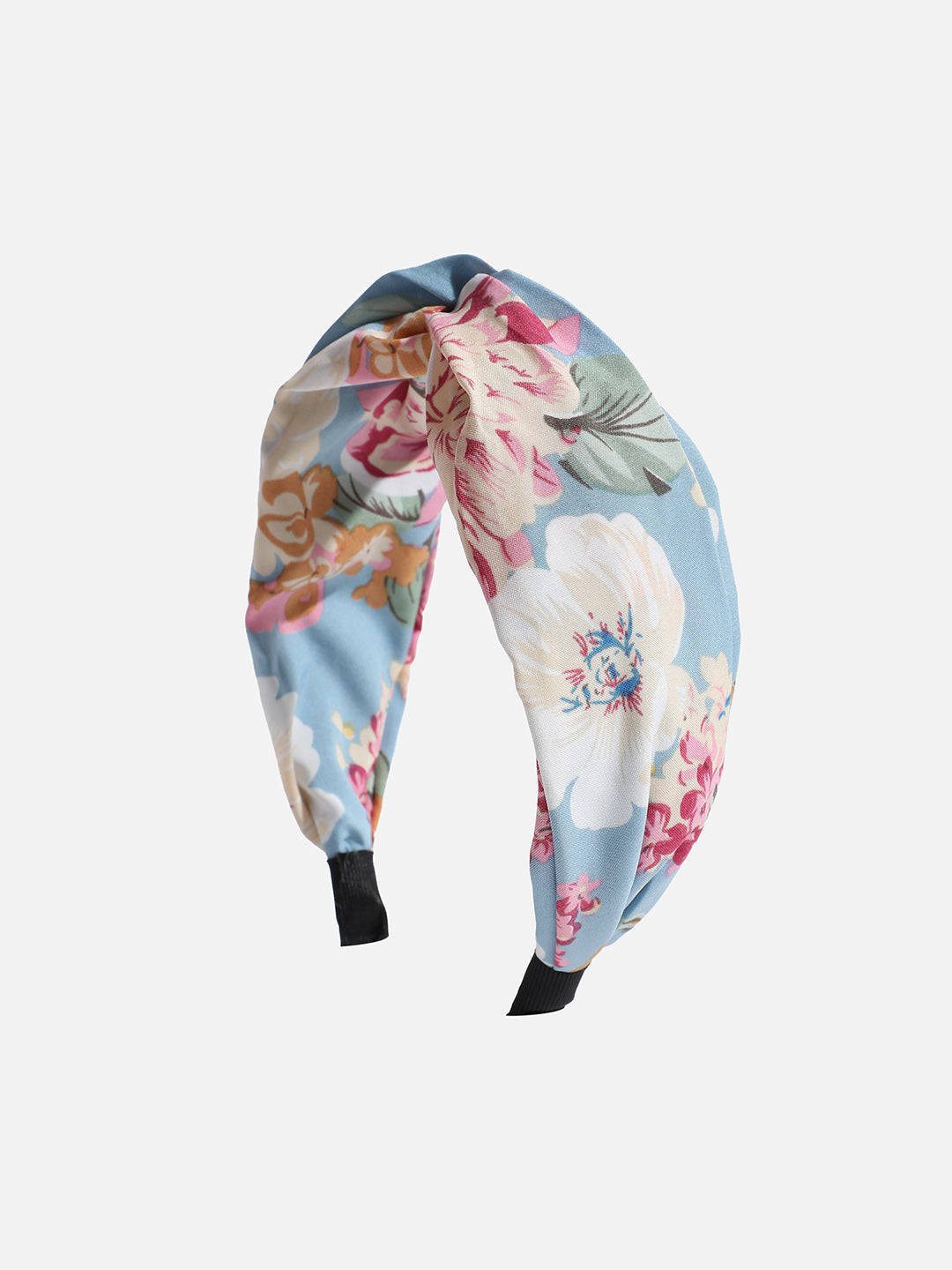 The Knot Factor: Rocking the Fabric Hairband Look