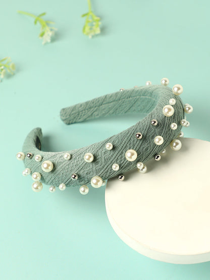 Jeweled Crown: The Embellished Hairband