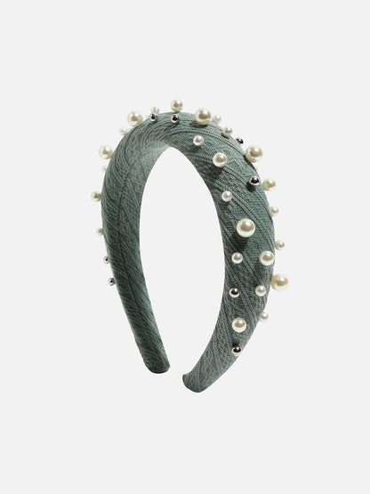 Jeweled Crown: The Embellished Hairband