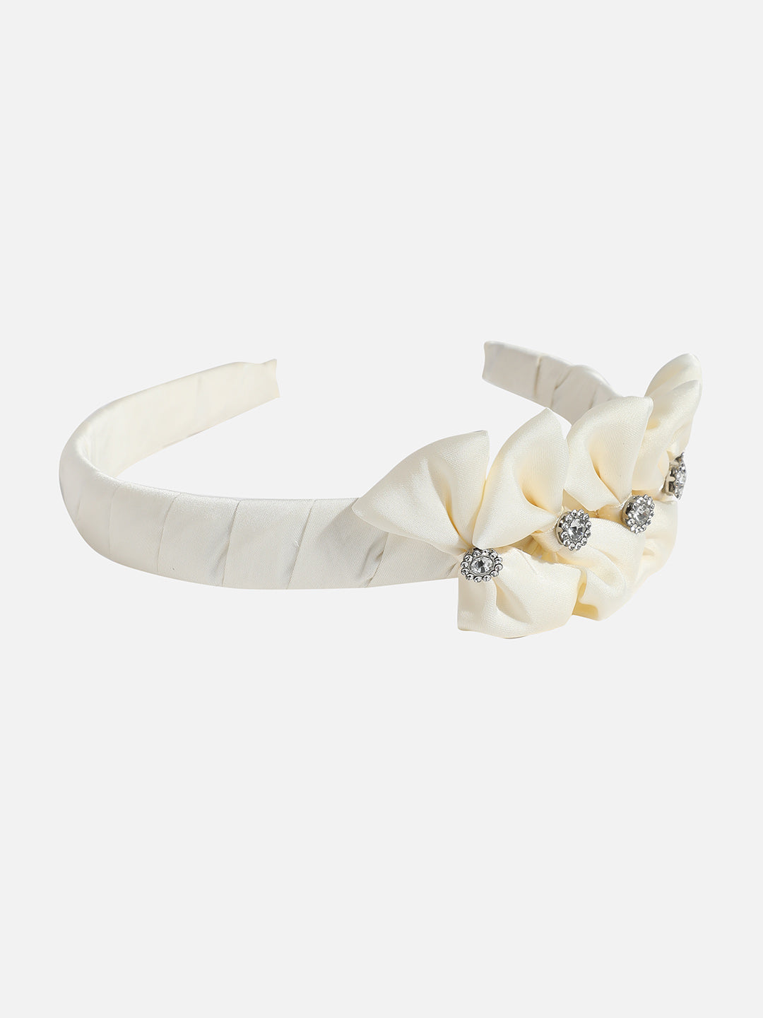Bedazzled Elegance: Enhancing Hair with an Embellished Hairband