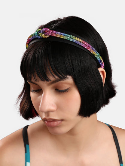 Exquisite Adornment: Embracing Style with an Embellished Hairband