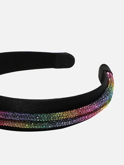 Exquisite Adornment: Embracing Style with an Embellished Hairband