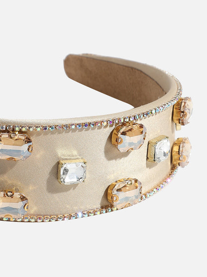 Jeweled Elegance: Crown Your Look with an Embellished Hairband