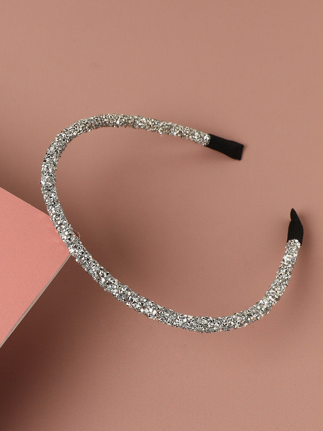 Crowning Glory: The Embellished Hairband Exquisite