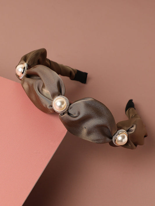 Sparkling Tresses: Adorning with an Embellished Hairband