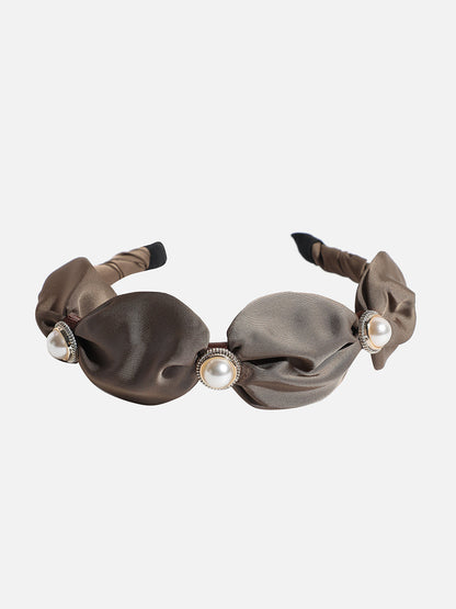 Sparkling Tresses: Adorning with an Embellished Hairband