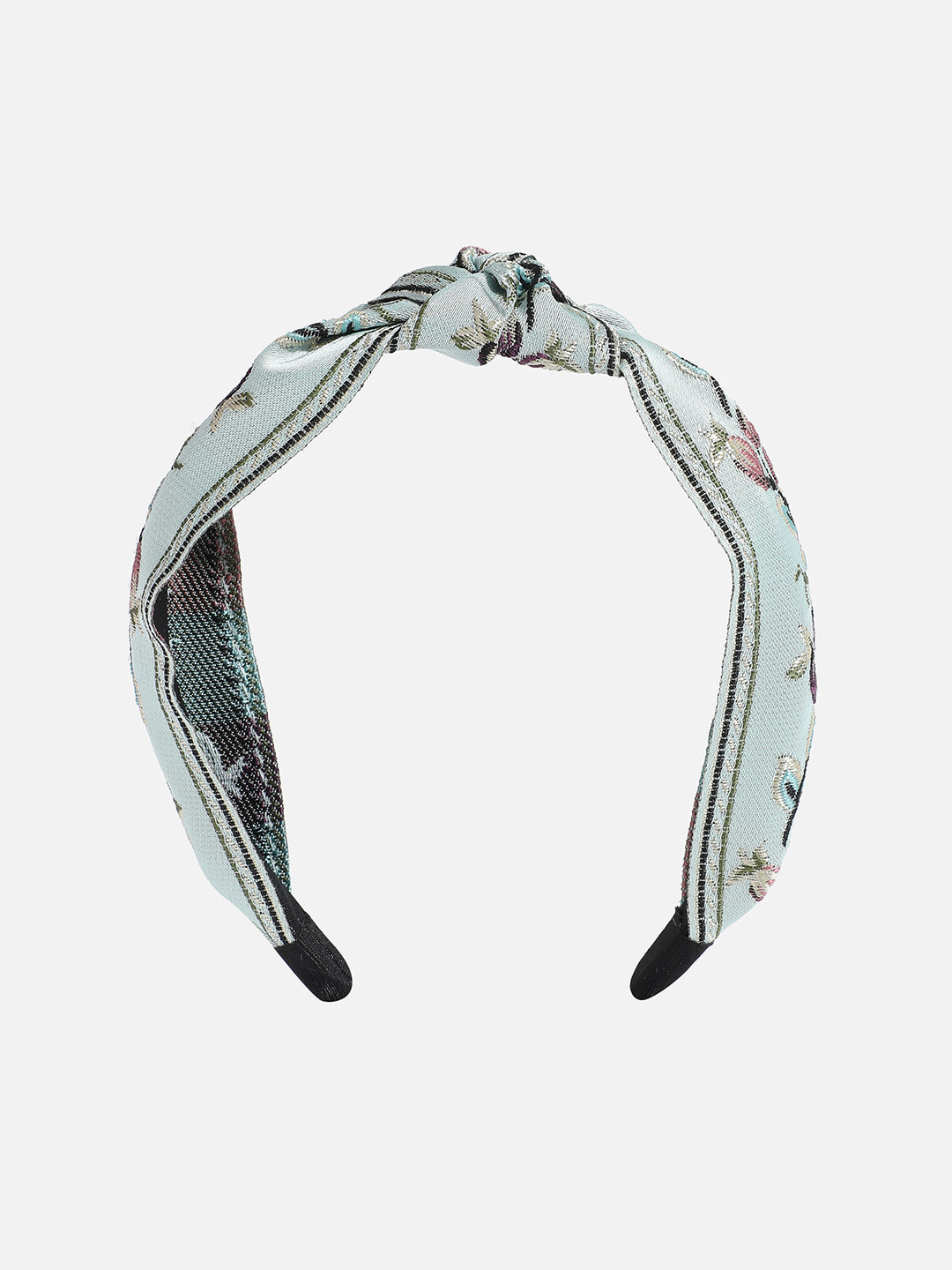 The Fabric Flair: A Stylish Twist to Your Hairstyle