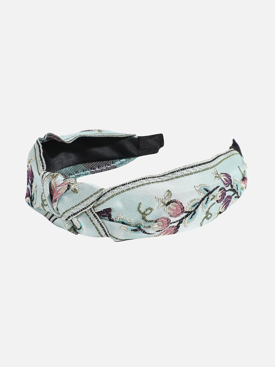 The Fabric Flair: A Stylish Twist to Your Hairstyle
