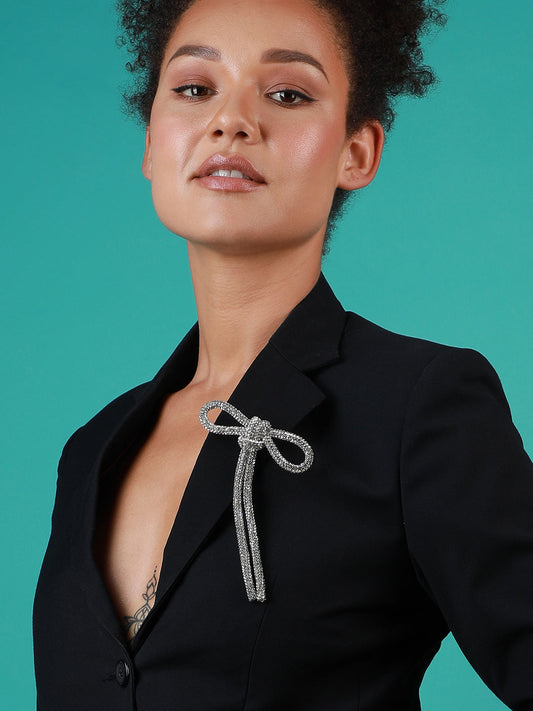 The Power of Pins: Unleashing Personal Style with Brooches