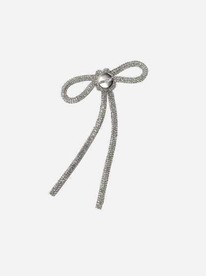 The Power of Pins: Unleashing Personal Style with Brooches