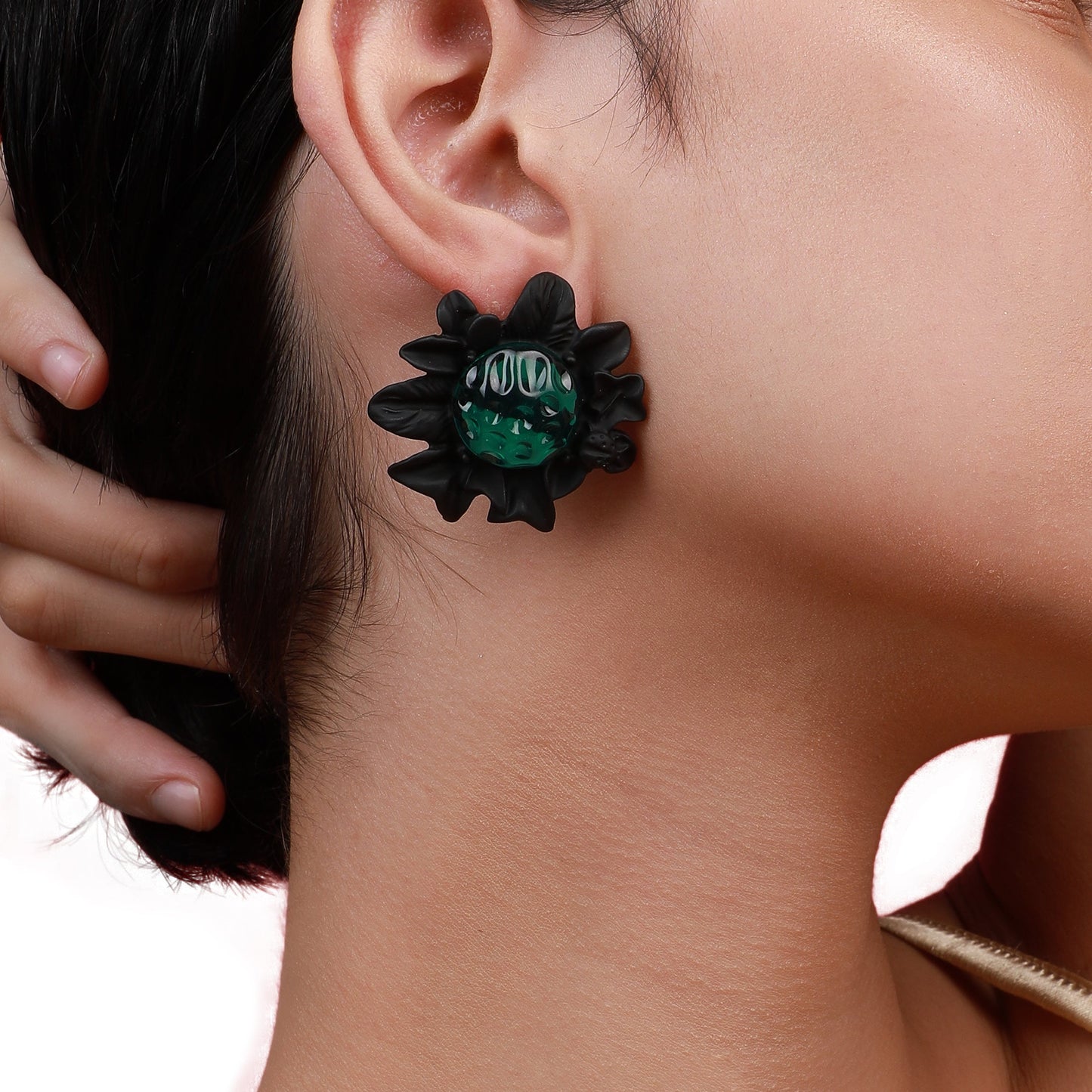 NA Studs Earrings