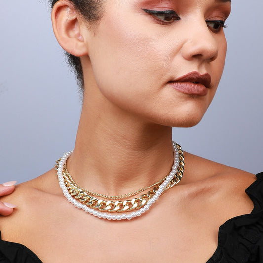 Gold-Plated Short Necklace Necklace