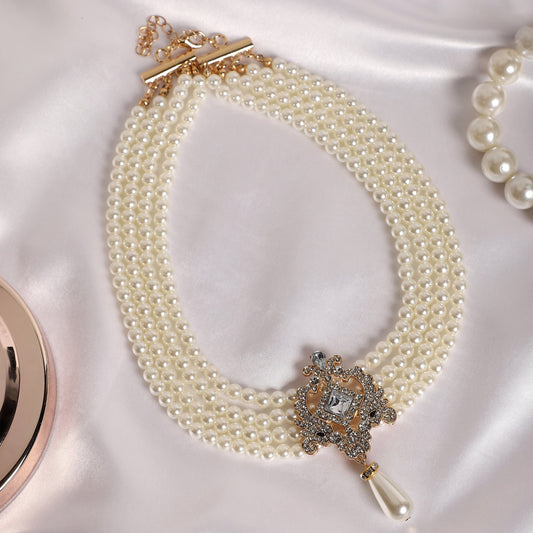 Gold-Plated Short Necklace Necklace