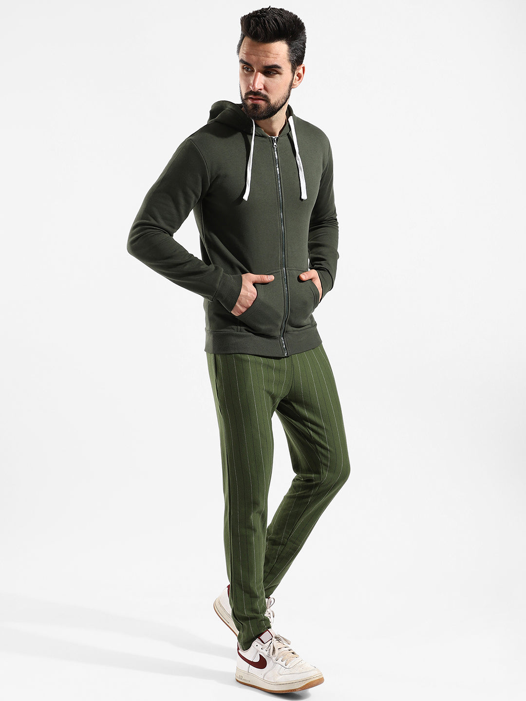 Cotton Solid Regular Fit Tracksuit For Casual Wear