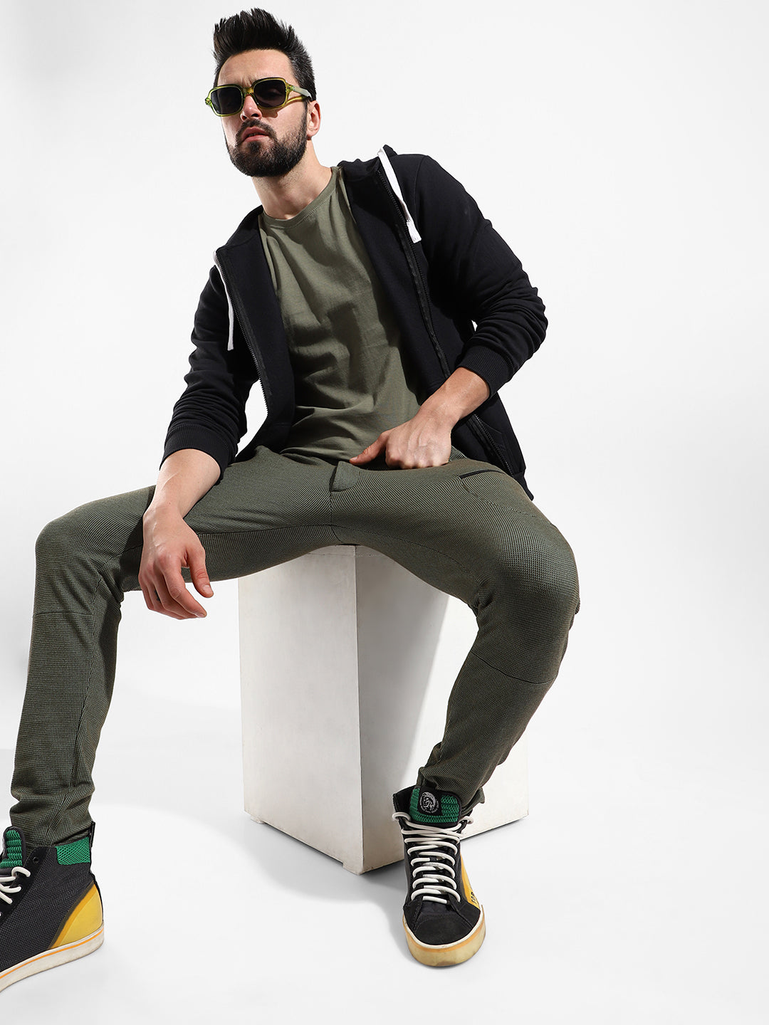 Cotton Solid Regular Fit Tracksuit For Casual Wear