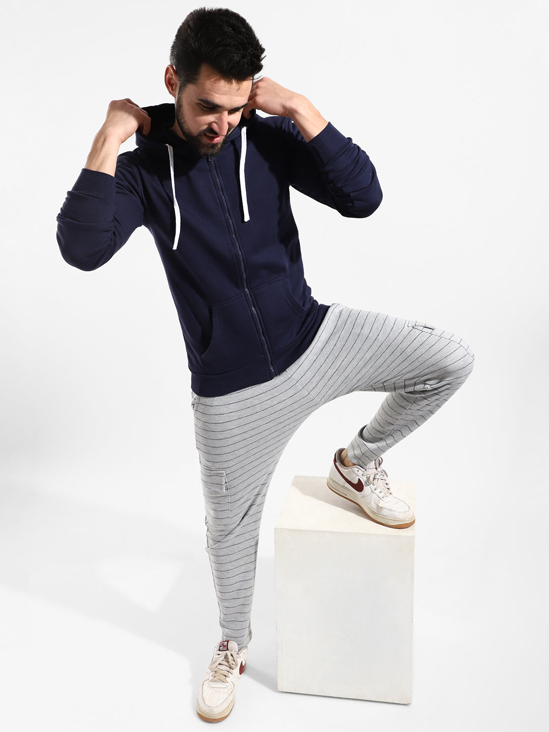 Cotton Solid Regular Fit Tracksuit For Casual Wear
