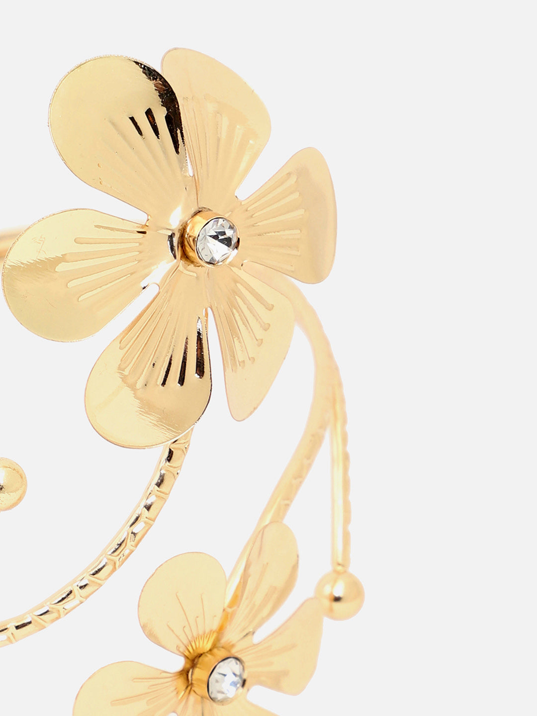 Sohi Gold Plated Flower Detailing Armlet