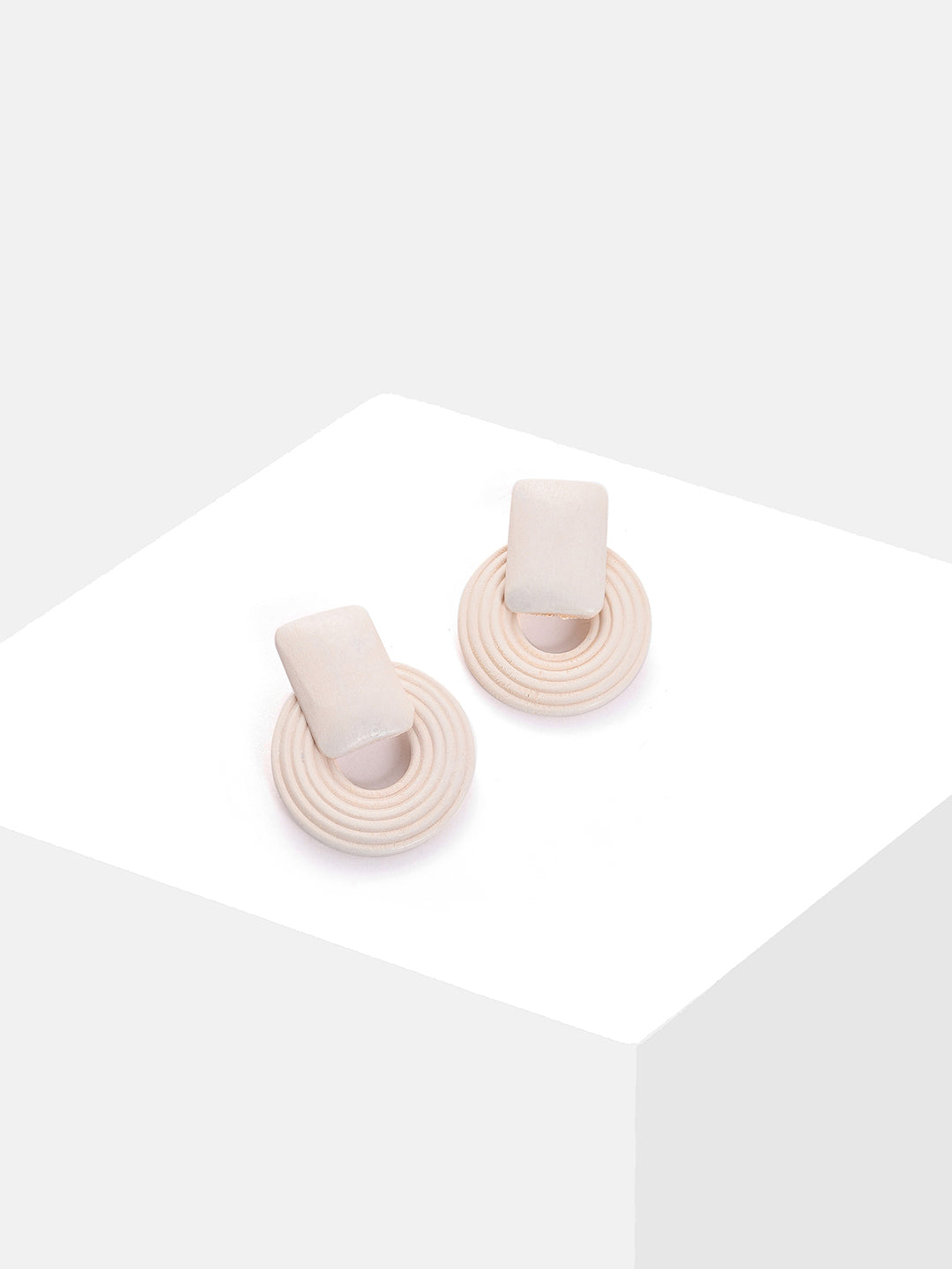 Trendy Designer Stud