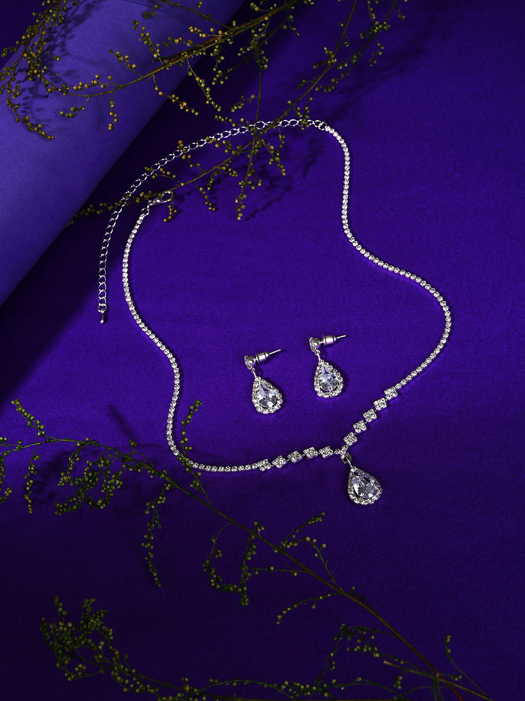 Silver Plated Designer Stone Necklace And Earring Set