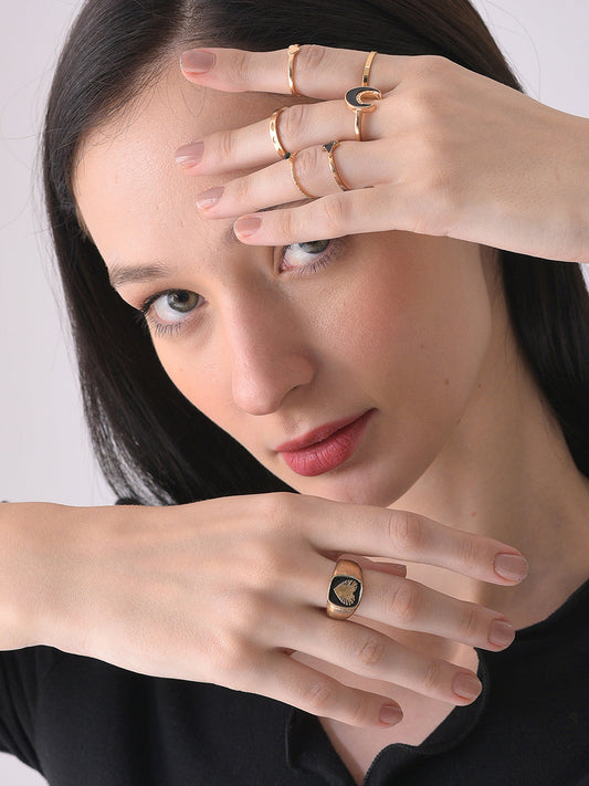 Pack Of 7 Gold Plated Designer Ring