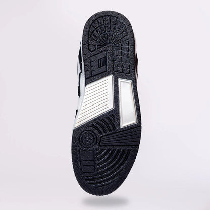 Raven Low Ankle Black Sneakers