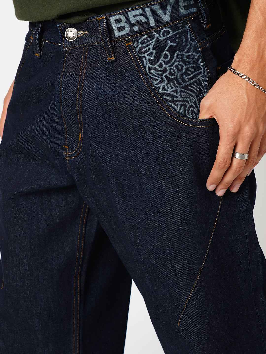 Men's Dart with Doodle Straight Fit Jeans B5IVE