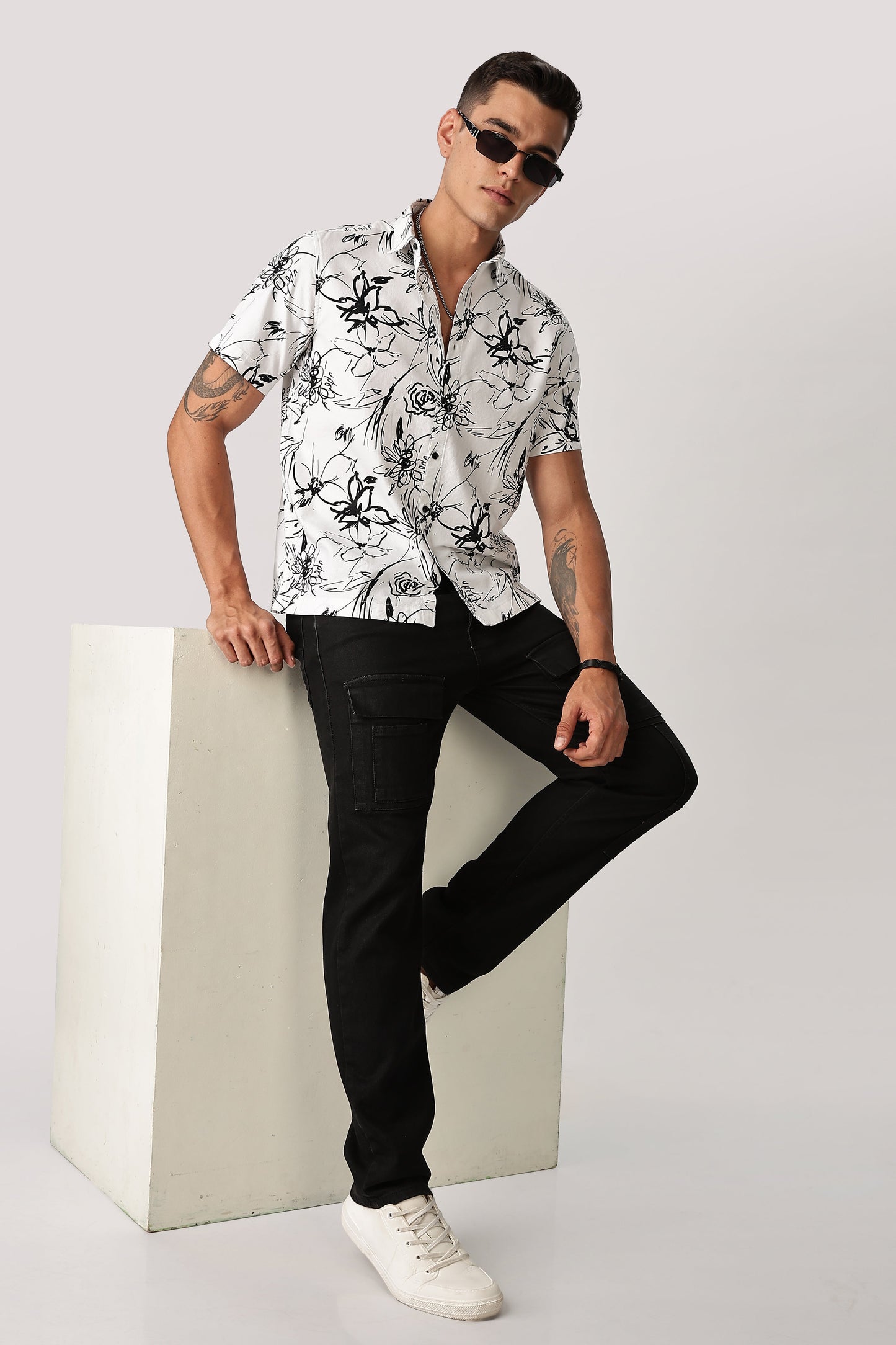 Uri Floral Sketch White Shirt