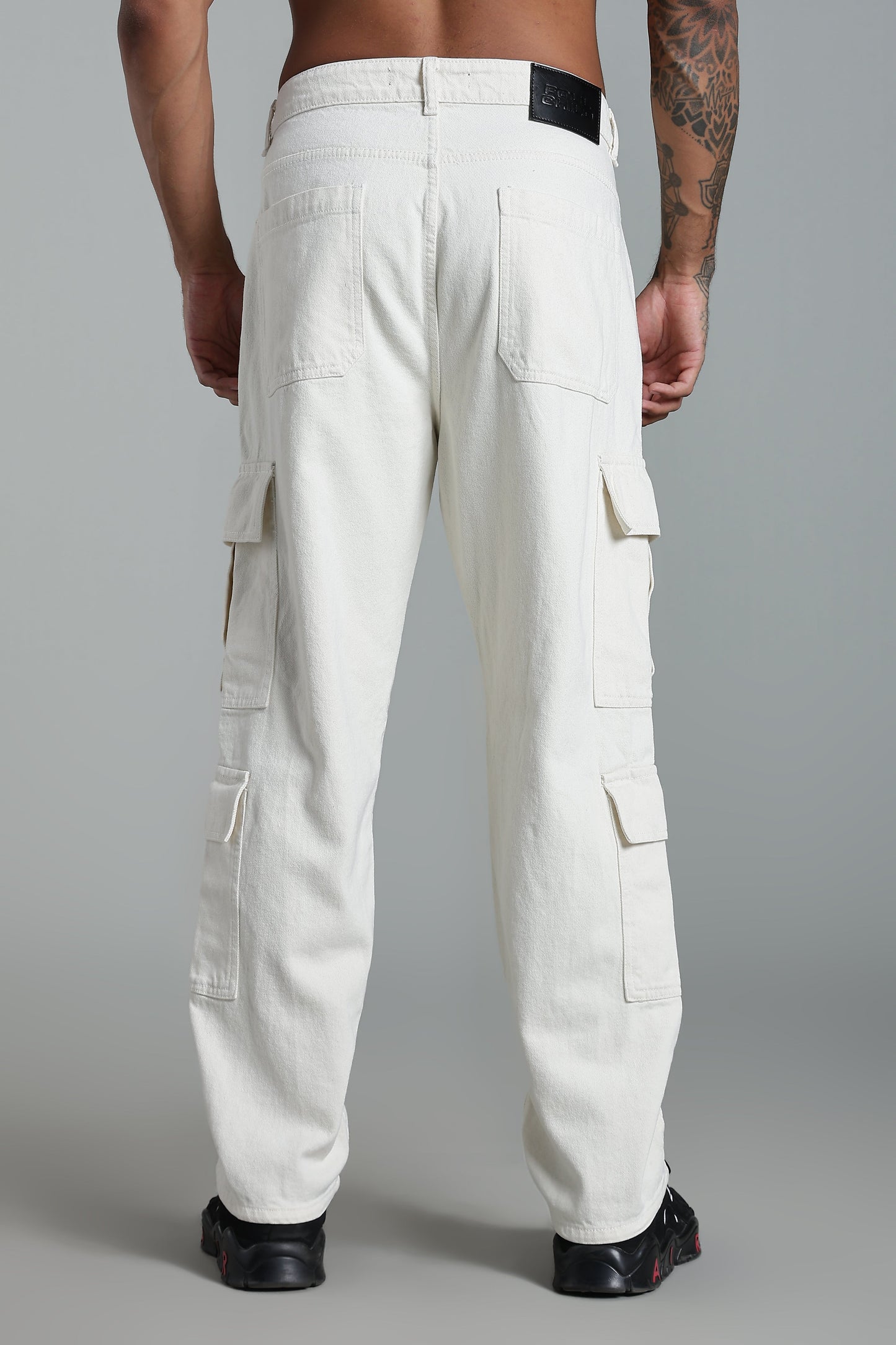 8 Pocket Cargo Denim | Baggy Fit Jeans | Off-White
