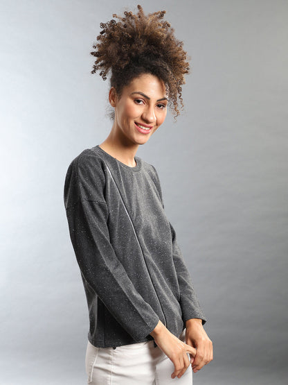 Round Neck Zip T-Shirt