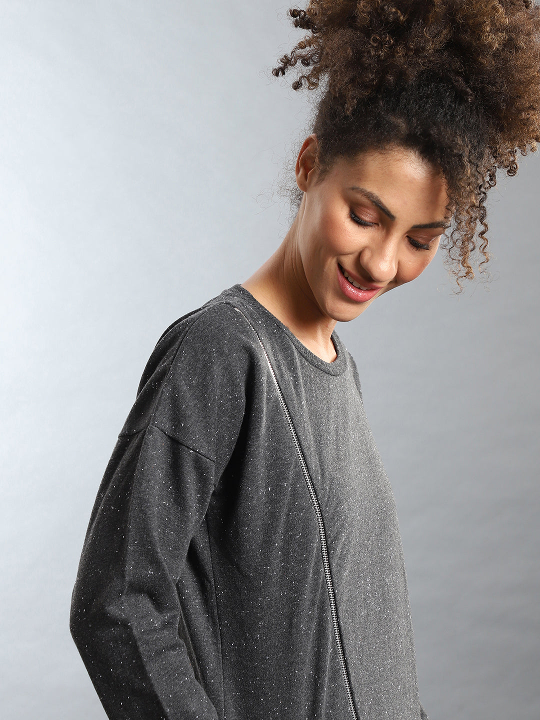 Round Neck Zip T-Shirt