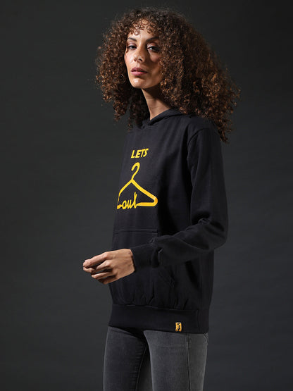 Front Pocket Printed Hoodie