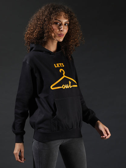 Front Pocket Printed Hoodie