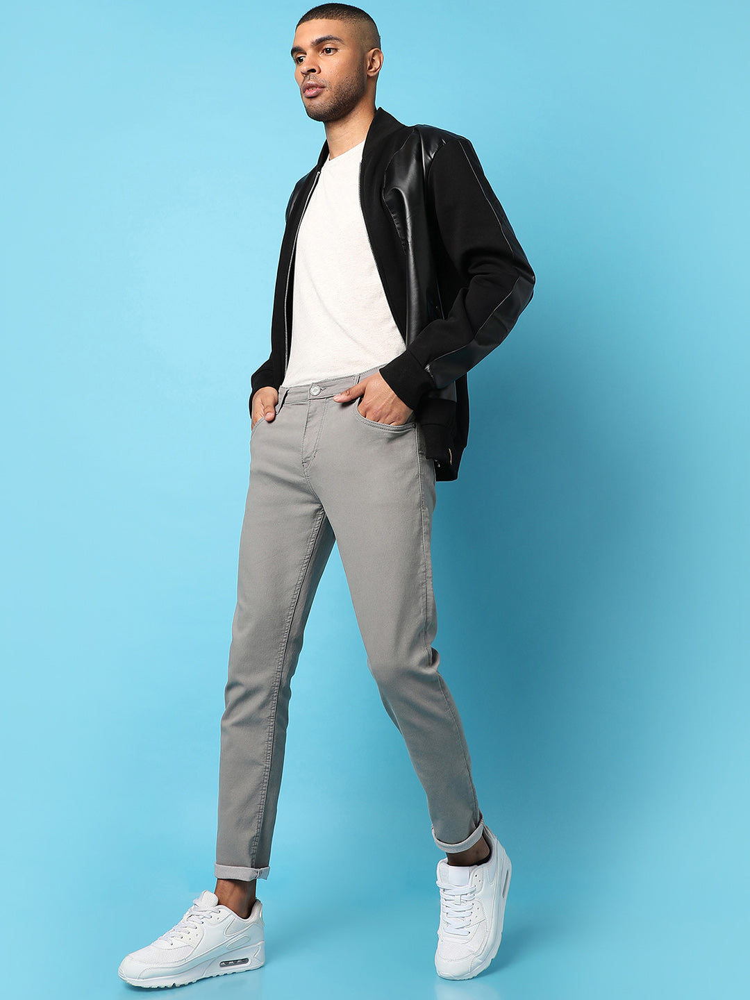 MENâ€™S DARK SOLID GREY DENIM JEANS SLIM FIT FOR CASUAL WEAR