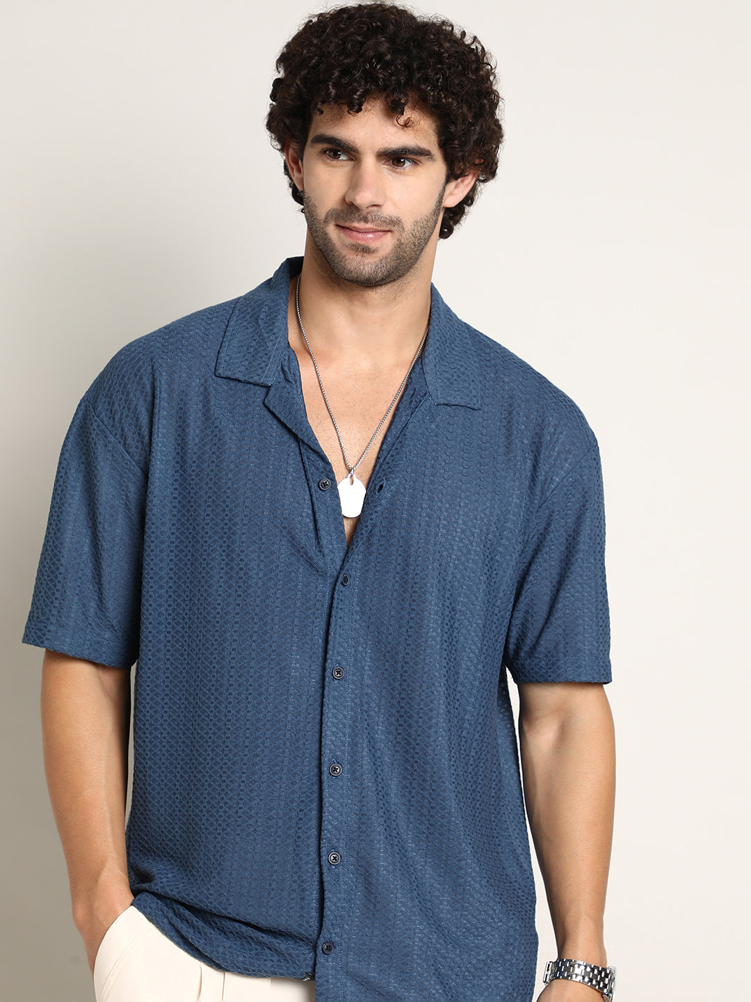 Zigzag-Helix Resort Oversized Shirt