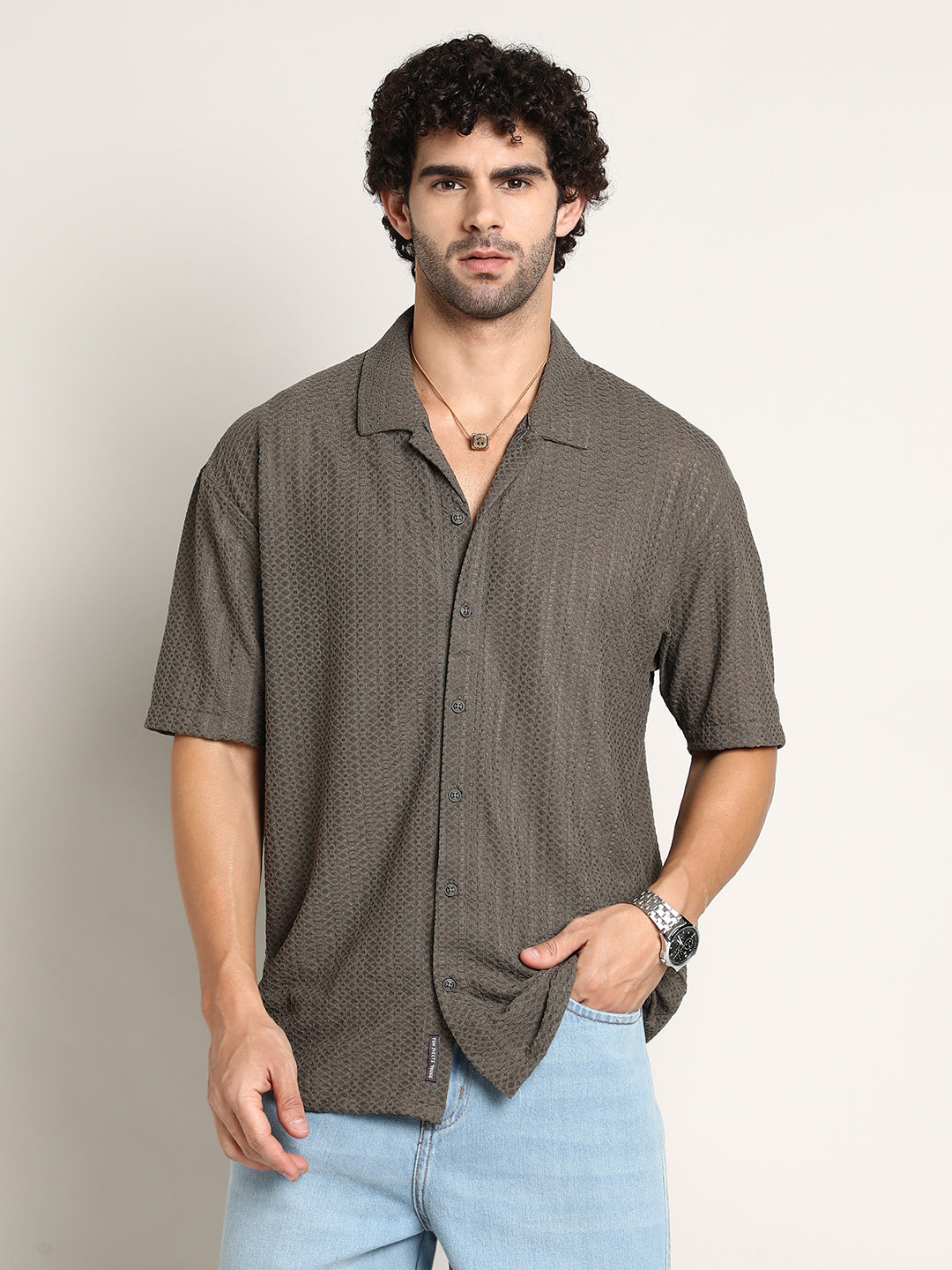 Zigzag-Helix Resort Oversized Shirt