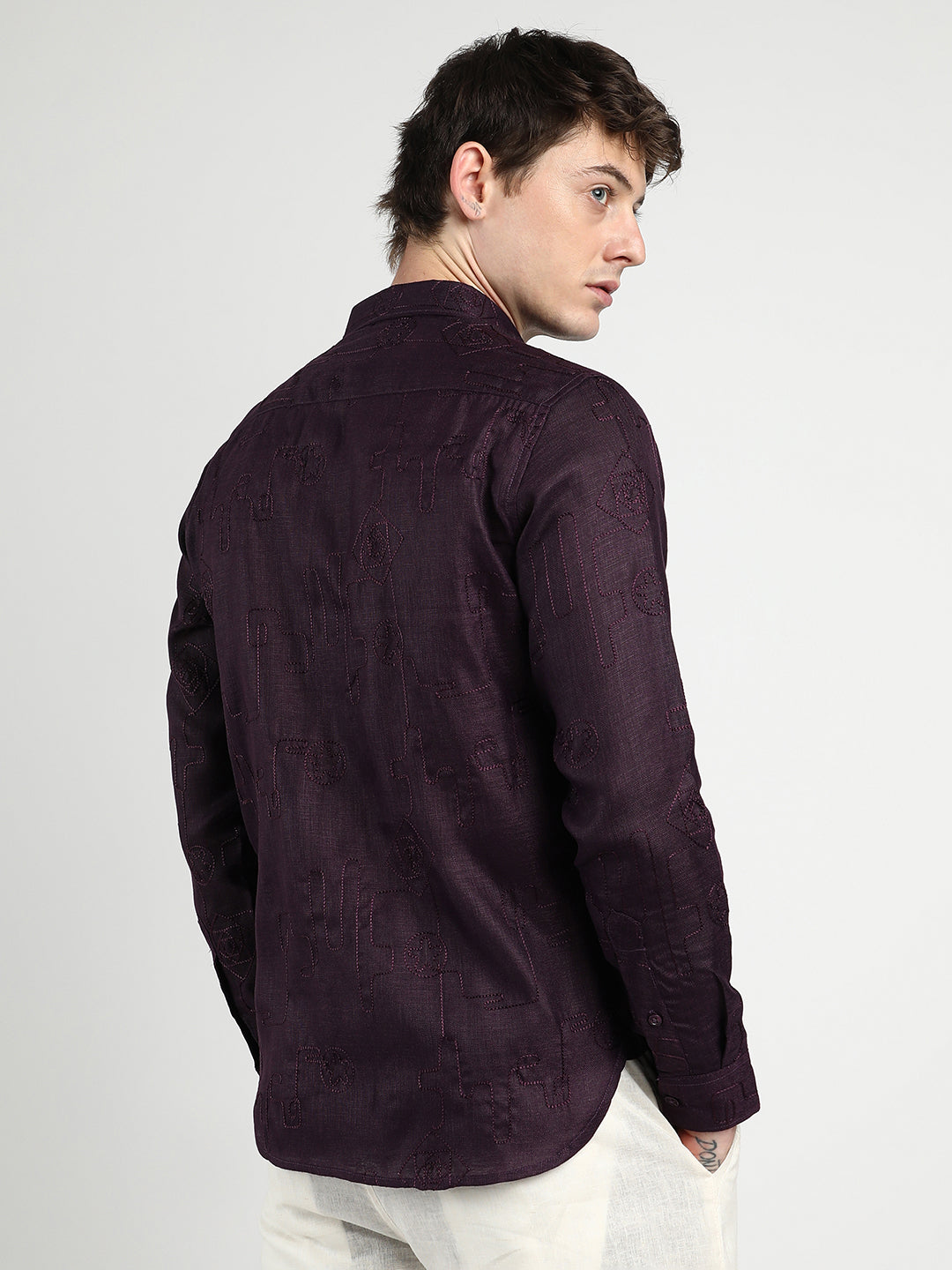 Embroidered One-Lined Shirt